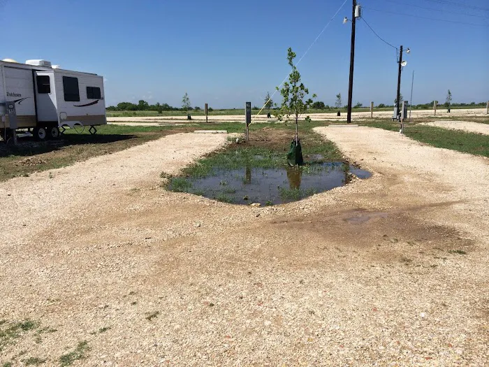 Crosstimber RV Park Picture 8