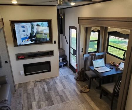Bar M Mobile Home & RV Park