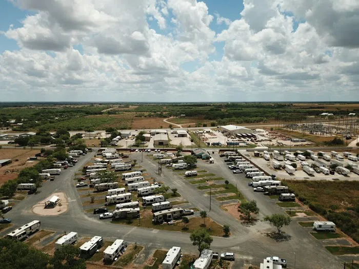 Bar M Mobile Home & RV Park Picture 7
