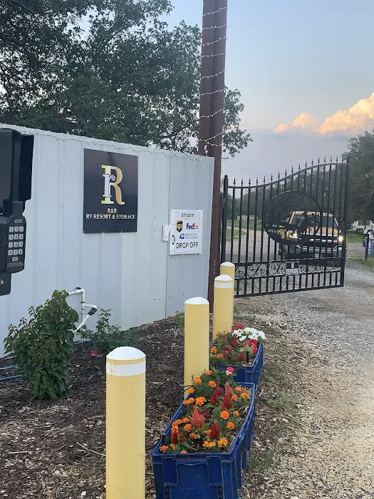 R&R RV Resort & Storage Picture 6