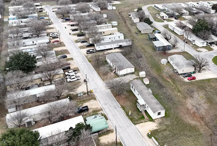 Coastal Bend Mobile Home Park Picture 7