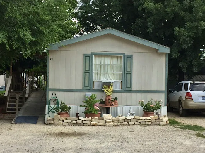 Lighthouse Mobile Home Park Picture 7