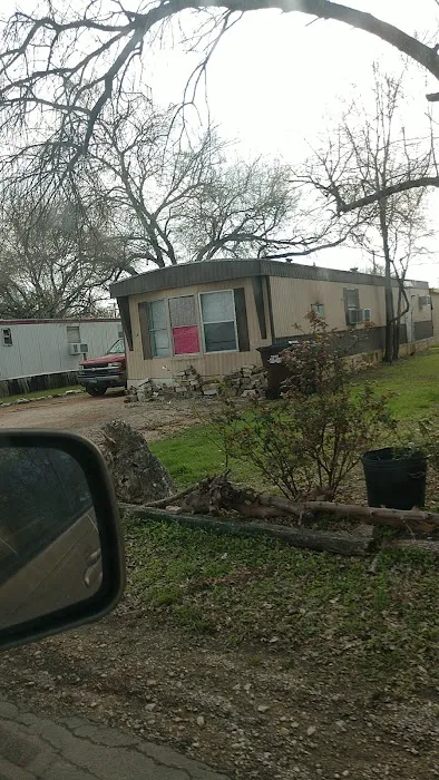Dry Creek Mobile Home Estates Picture 3
