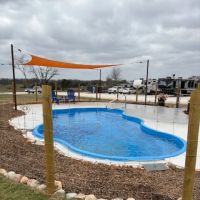 CJ Robins RV Retreat In Bandera, TX ico
