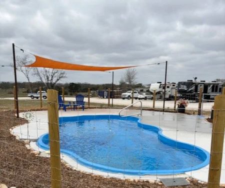 CJ Robins RV Retreat In Bandera, TX