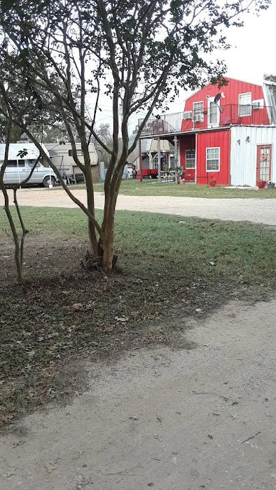 Elm Creek RV Park Picture 2