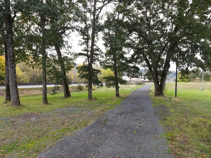 Oak Grove Camping Area Picture 2