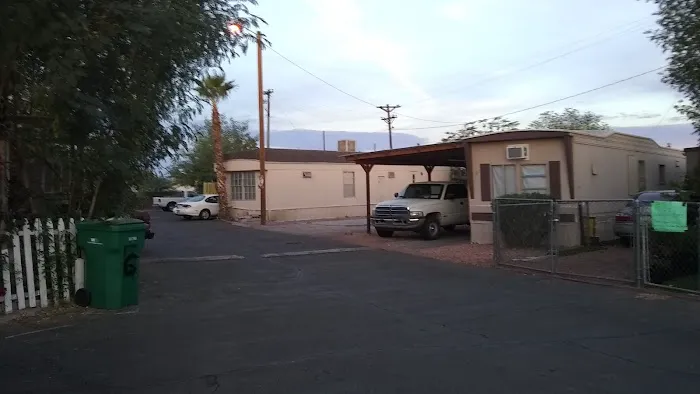 South Mountain Mobile Home Pk Picture 2