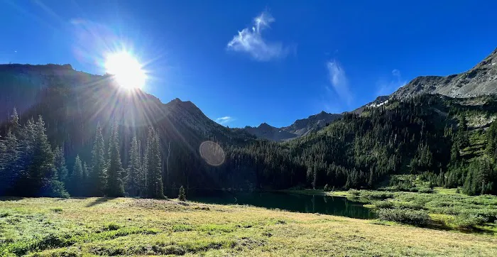 Gladys Lake Picture 1
