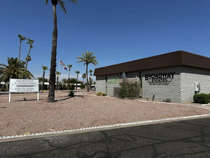 Broadway Estates Picture 8