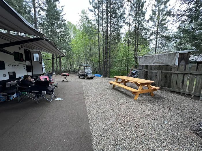Mountain River Trails Camping Picture 2