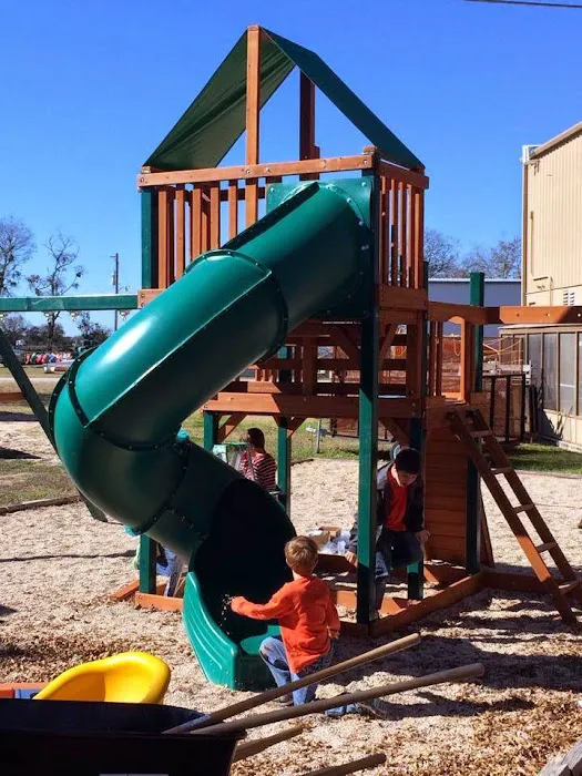 Pecan Park Riverside RV Park Picture 2