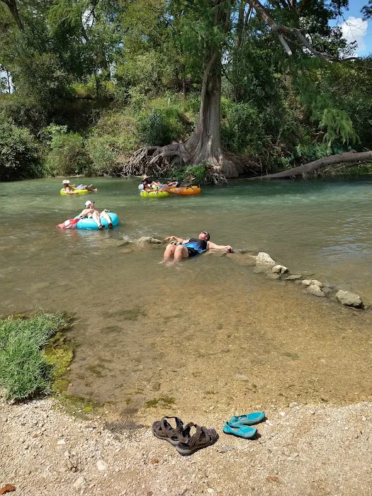 Blind Salamander RV Park Picture 5