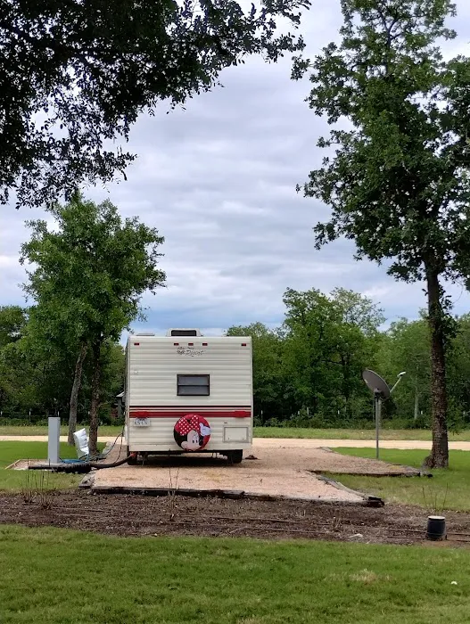 Cowboy Cabins & RV Park LLC Picture 8