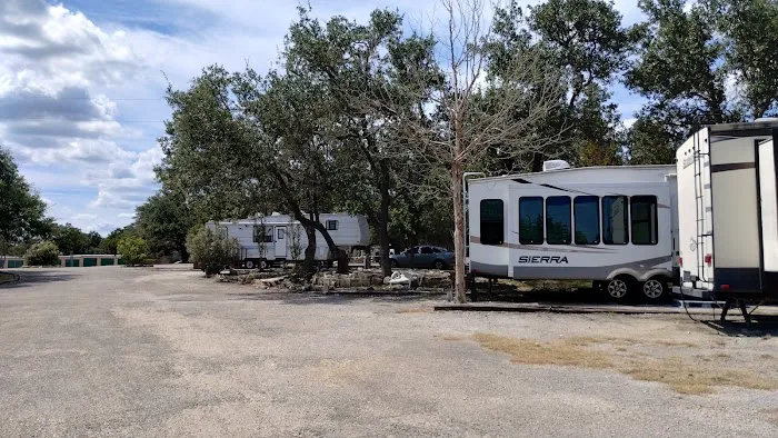 Shady Oaks RV Resort Picture 1