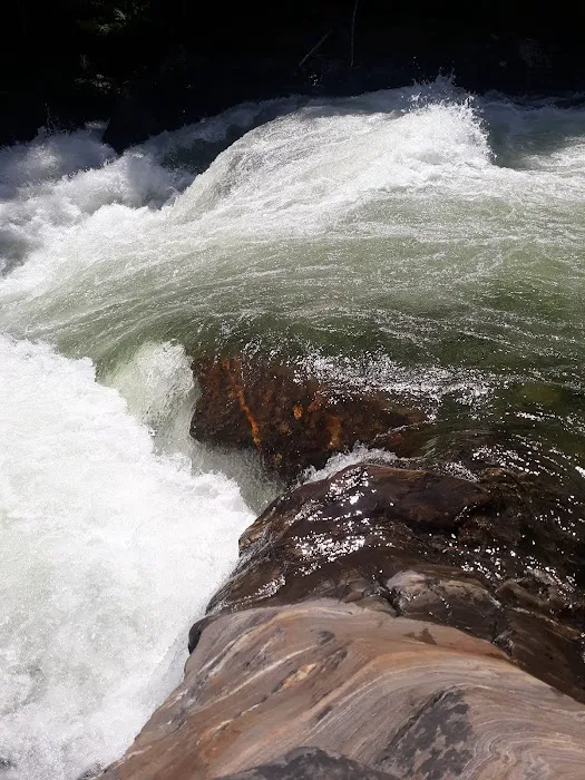 Chatter Creek Campground Picture 9
