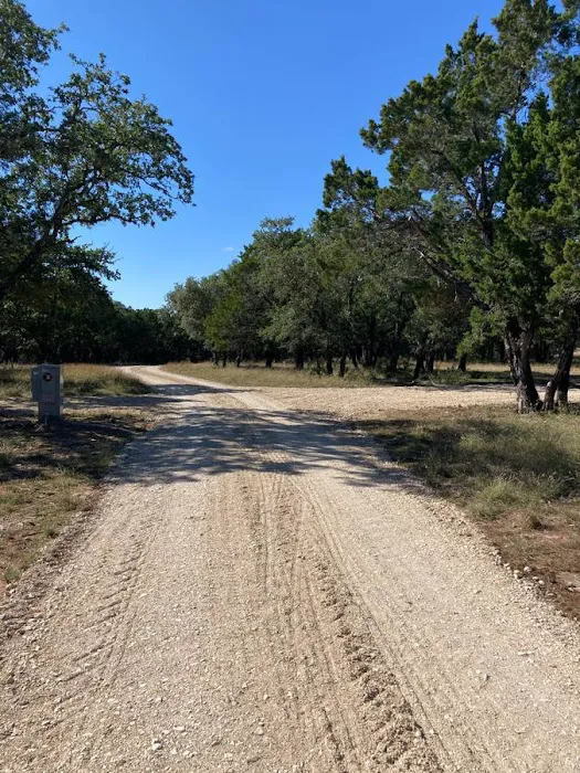 Fearless Treadway RV Park Picture 5