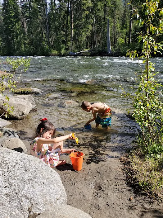 Upper Johnny Creek Campground Picture 2