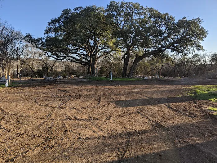 6 Oaks Tiny Home (and RV Park) Picture 2