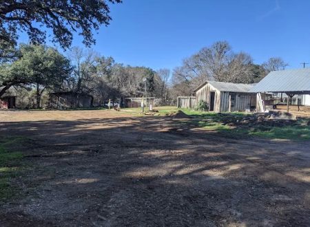 6 Oaks Tiny Home (and RV Park)