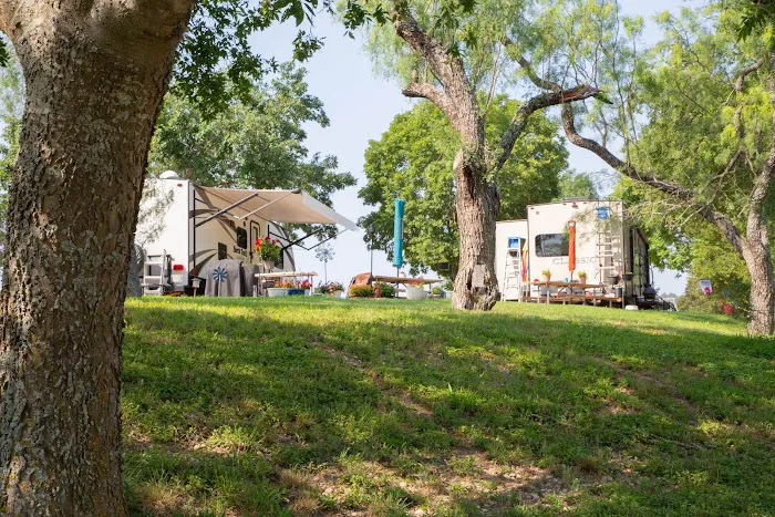 Miller Creek RV Park Picture 3