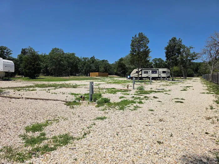 Elgin RV Park - Colinas Picture 7