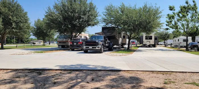 LBA (Lake Bastrop Acres) RV PARK Picture 1