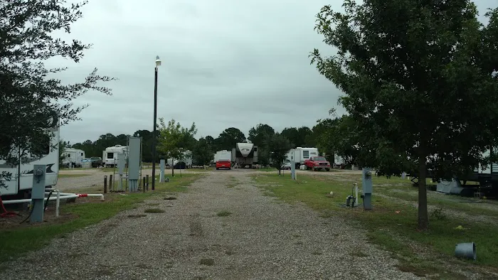 LBA (Lake Bastrop Acres) RV PARK Picture 9