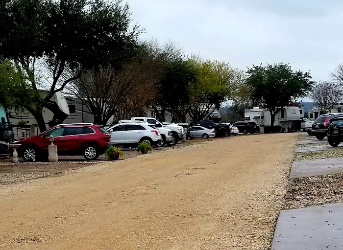 New Life RV Park Picture 2