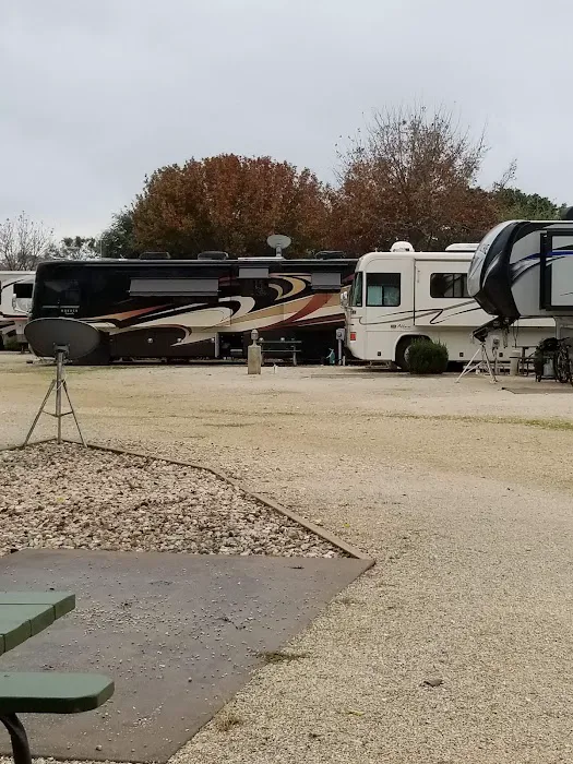 New Life RV Park Picture 8
