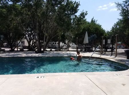 Rio Bonito RV Park and Cabin