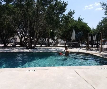 Rio Bonito RV Park and Cabin