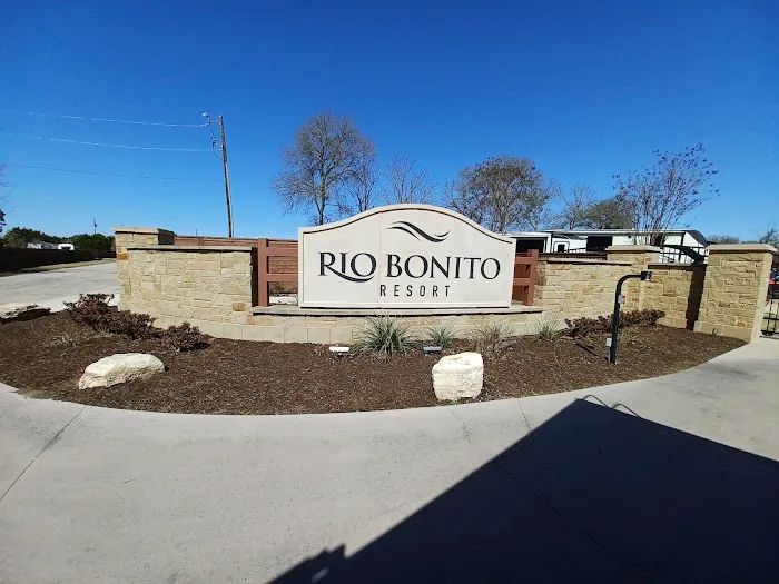 Rio Bonito RV Park and Cabin Picture 8