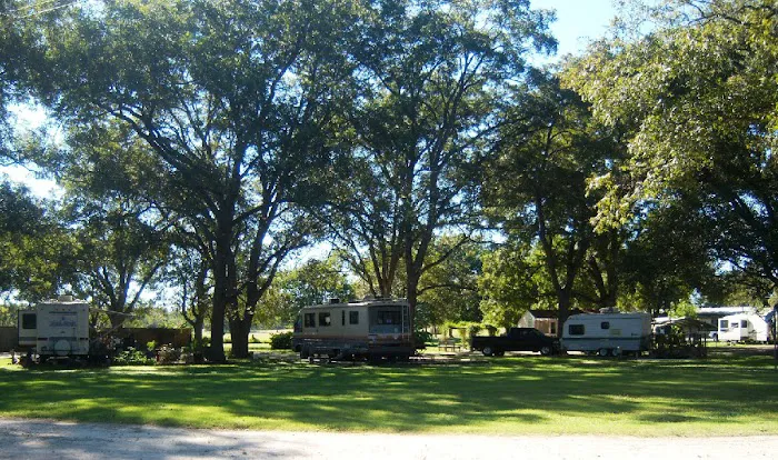 Pleasant Grove RV Park Picture 5