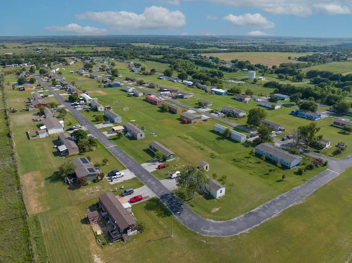 Country Glen Estates Picture 1