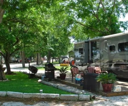 San Gabriel River RV Park