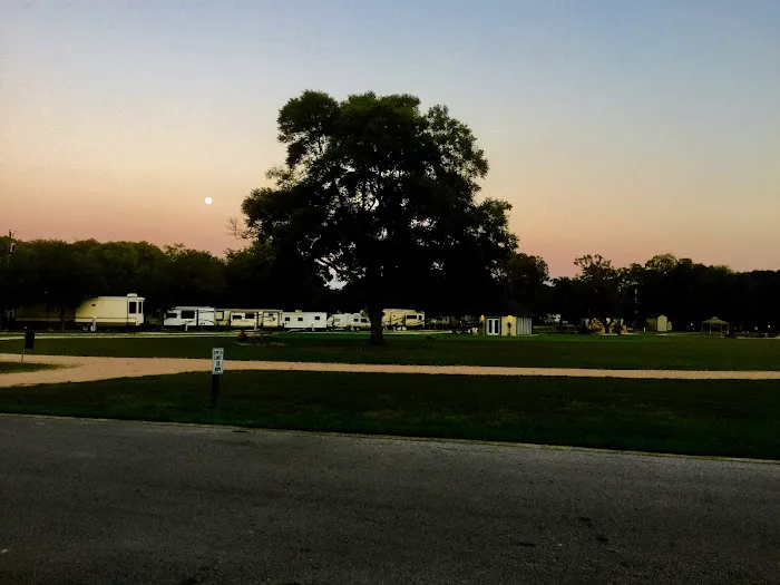 San Gabriel River RV Park Picture 3