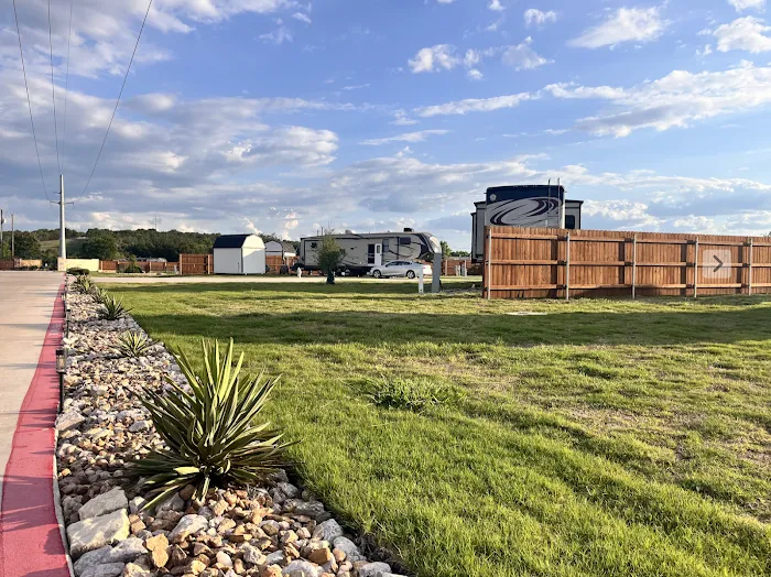 Juniper Ridge RV Village Picture 1