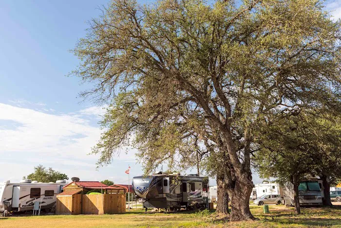Rising Spirit RV Park Long Term and Short Term Picture 9