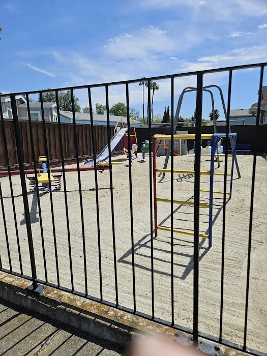Riverbend Mobile Home Park Picture 5