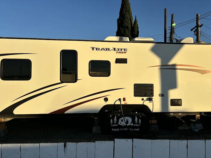 San Jose Mobile Home & RV Park Picture 7