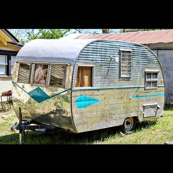 Off the Vine RV Park Picture 7