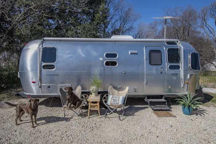 Off the Vine RV Park Picture 8
