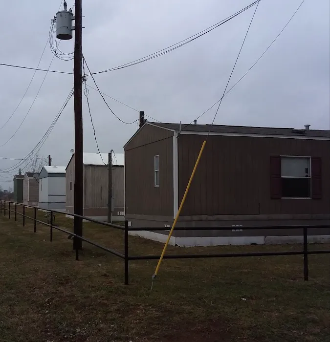 Grandpa's Mobile Home Park Picture 6