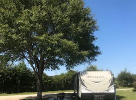 Round Top-Carmine RV Park