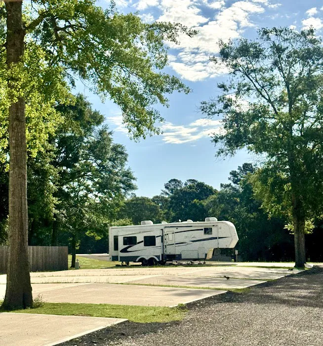 Rose Hill RV Park Picture 2