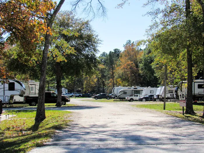 Timber Ridge RV Village Picture 2