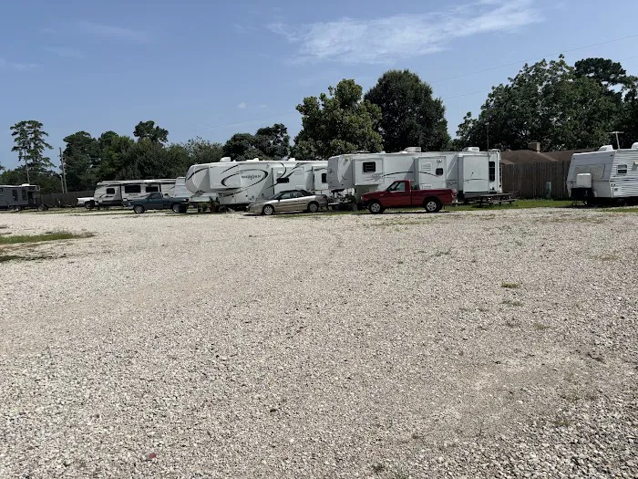 Goodson Loop RV Park Picture 2