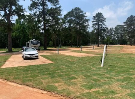Hidden Lake RV Resort