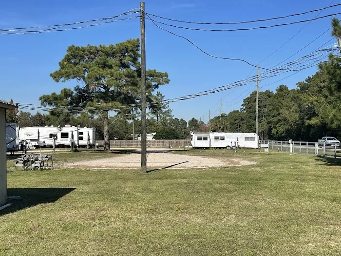 Decker Prairie RV Park Picture 1